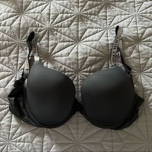 Victoria’s Secret bra 34DD